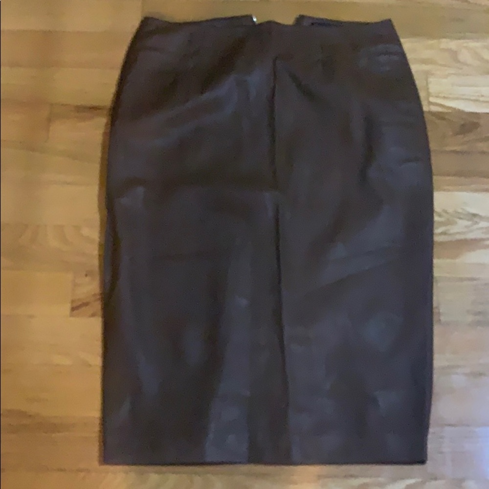 Pencil faux leather skirt